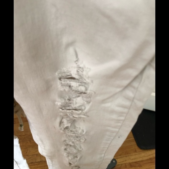 Forever 21 size 2 white jeans skinny distressed stretched denim - Picture 7 of 15